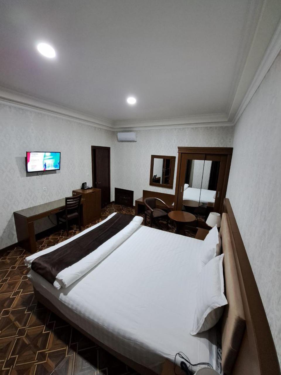 Caravan Plaza Inn Boutique Buchara Exterior foto
