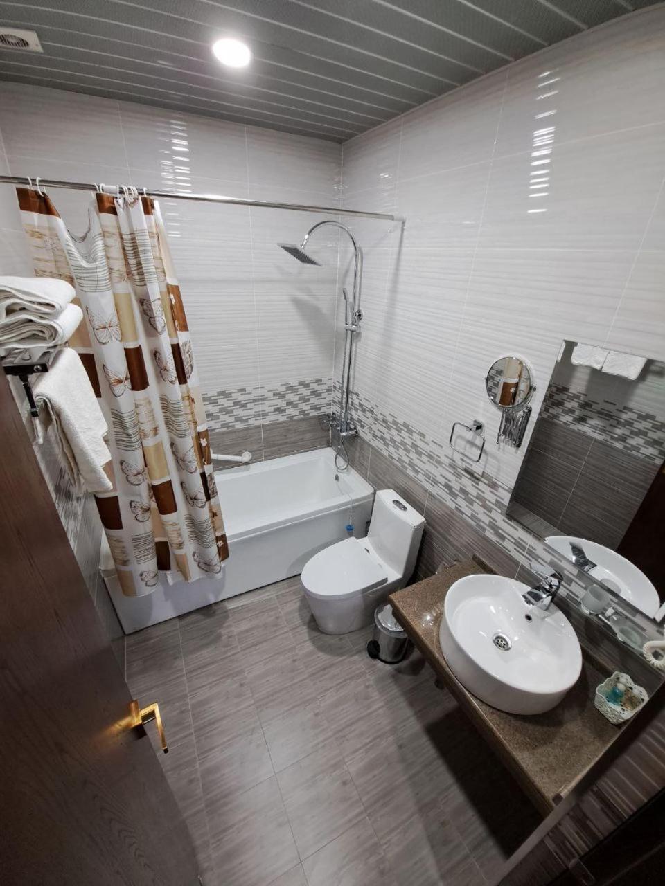 Caravan Plaza Inn Boutique Buchara Exterior foto